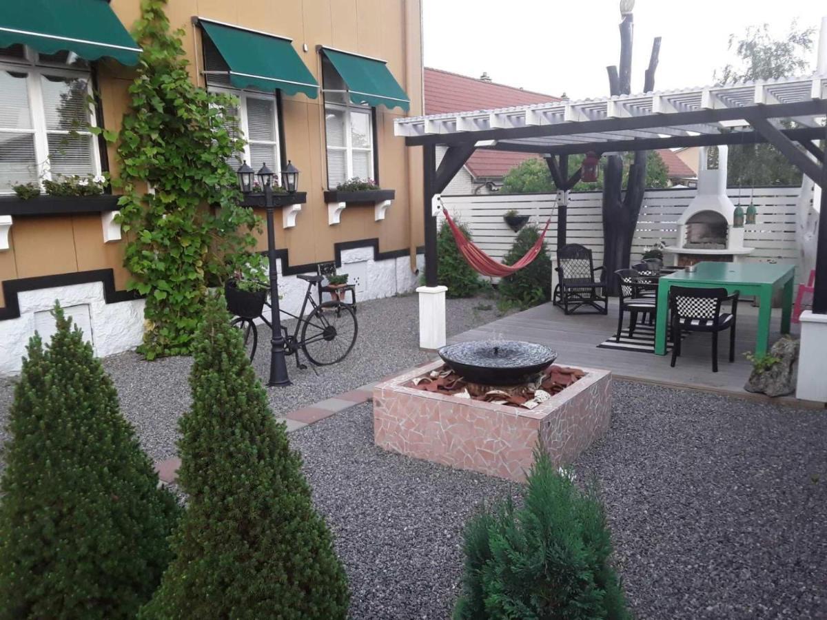 Paradlaegenhet Ескилстуна Екстериор снимка